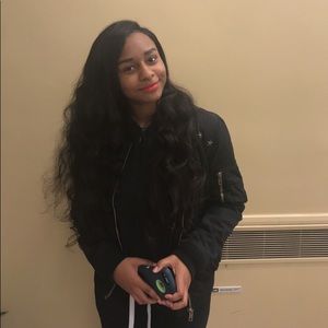 Meet your Posher, Tori